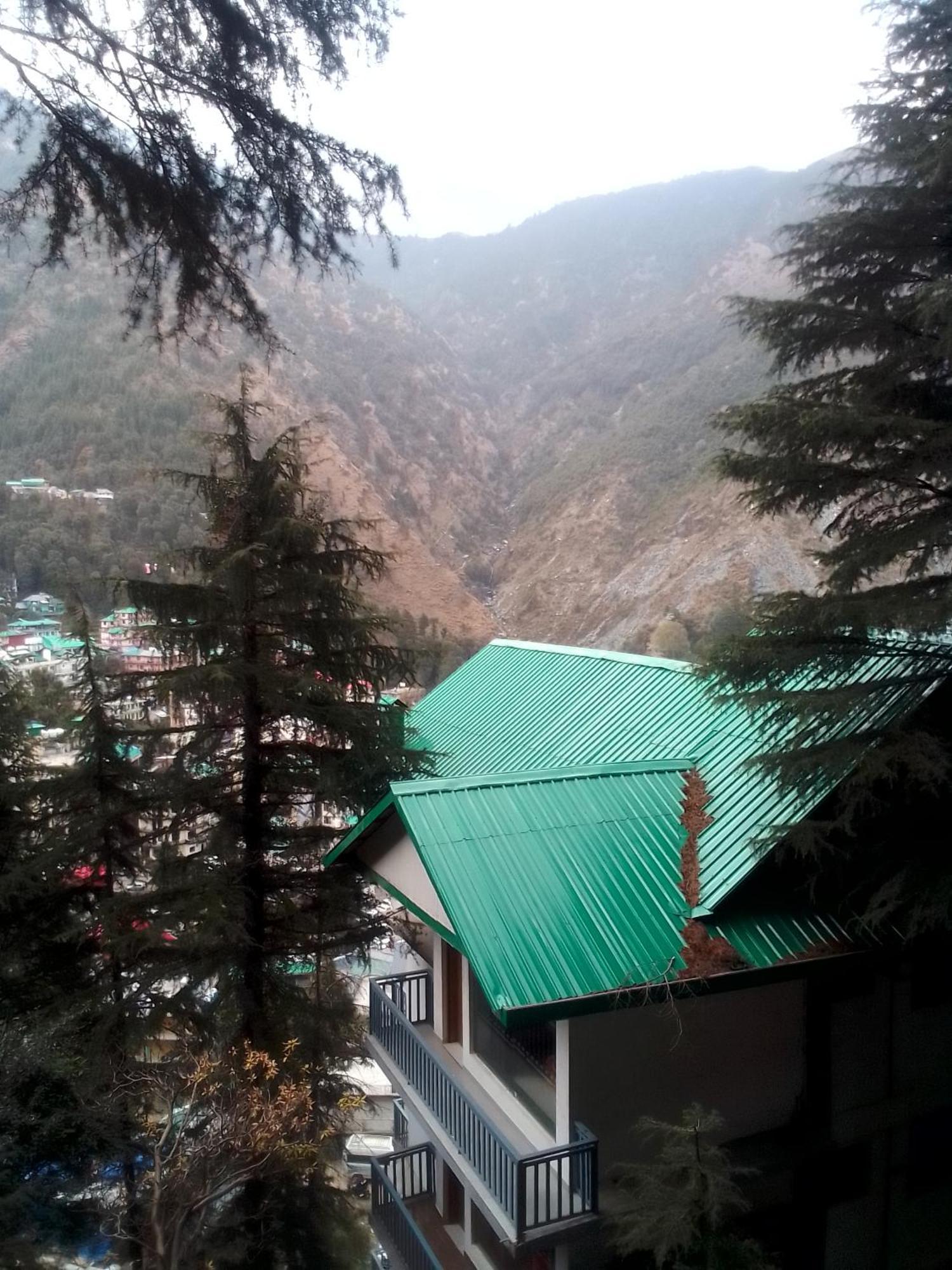 Himalayan Triund Trekking And Mountain View Dharamshala Exteriör bild